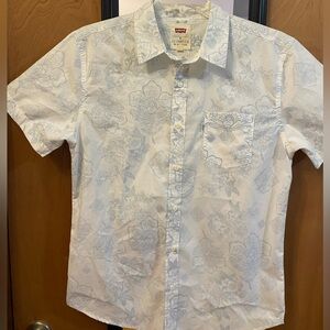 Levi's Men's Light Blue Floral Button Down Shirt